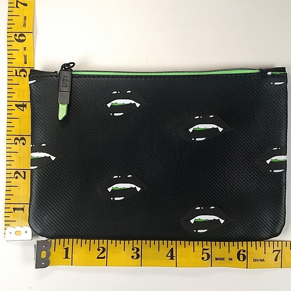 IPSY Vampire zipper Glam Bag - Picture 13 of 16